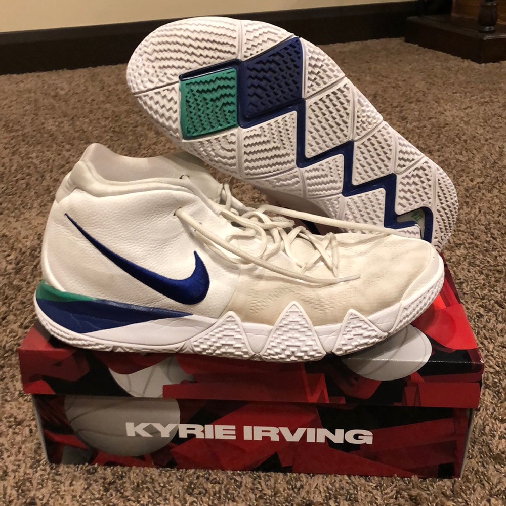 Nike Kyrie 4